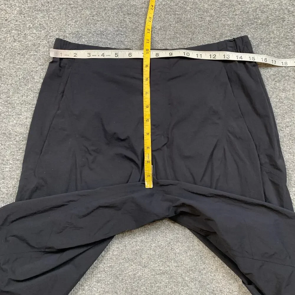 Arc'teryx Shorts Mens 29 Navy Spere Veilance Lightweight Water Repellent Stretch